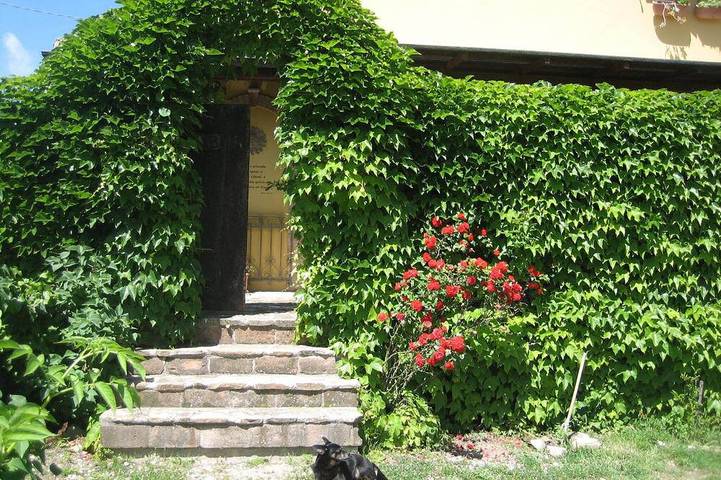 Alojamiento y desayuno para 4 personas, con jardín - 1