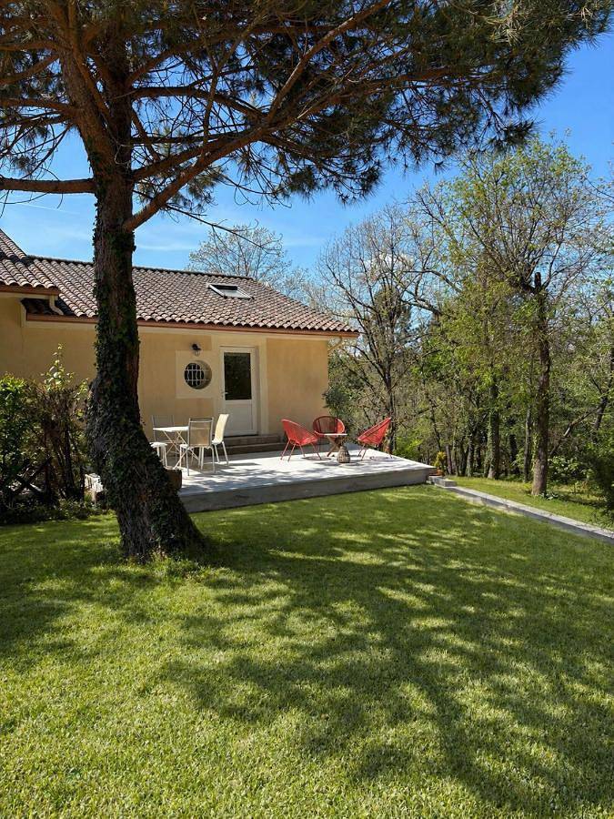 Location de vacances pour 2 personnes, avec Terrasse et Jardin à Marsaneix - 4