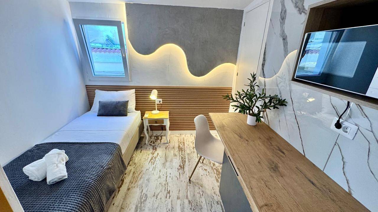 Concept Rooms in San Eugenio Alto, Adeje