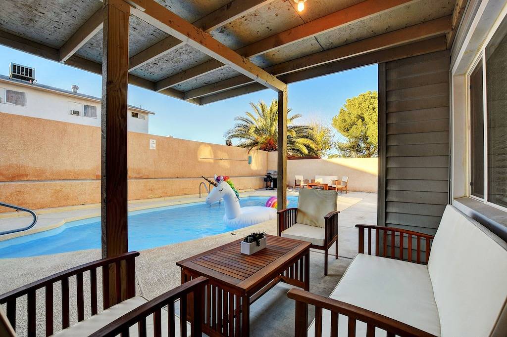 Modern Lockdown-7 Bd with Pool & Spa 30+ Day Home! in Winchester (NV), Nevada