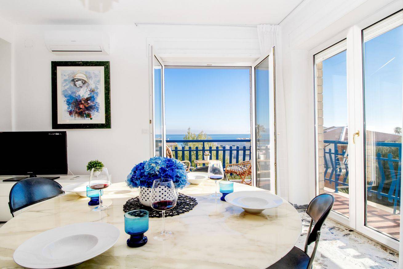 Appartamento intero, Amorino Apartment - [Sea View] Appartamento Panoramico Wifi A/C in Porto San Giorgio, Provincia di Fermo