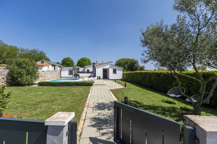 Ferienhaus für 6 Personen, mit Terrasse und Garten sowie Pool in Sveti Petar u Šumi - 3