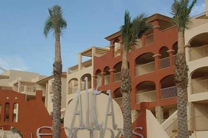 Appartement de vacances pour 4 personnes, avec piscine ainsi que balcon et jardin, animaux acceptés - 1