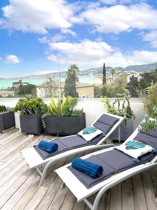 Location de vacances pour 4 personnes, avec piscine ainsi que jardin et vue, animaux acceptés dans Plage de La Gorguette - 3