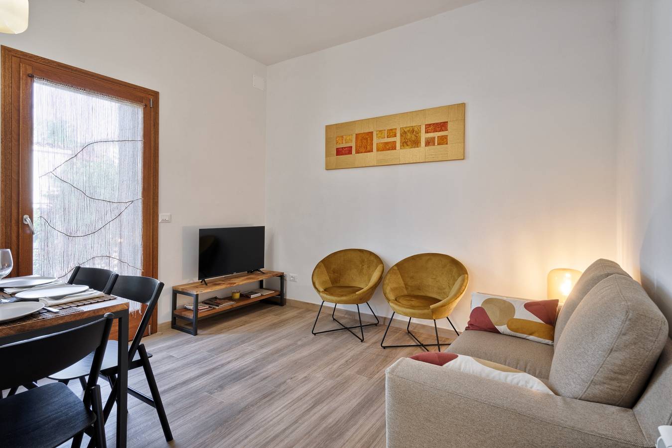 Holiday Home 'Il Melograno A Cozy Retreat In' with Private Terrace, Wi-Fi and Air Conditioning