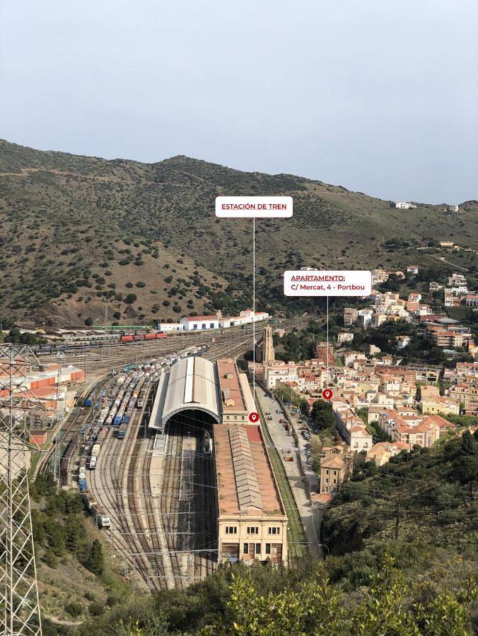 Gîte pour 7 personnes, avec terrasse à Portbou - 2