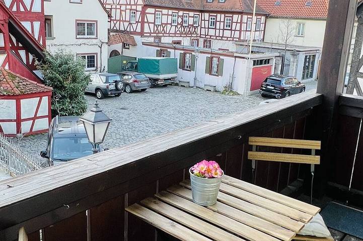 Ferienhaus für 6 Personen, mit Balkon und Whirlpool