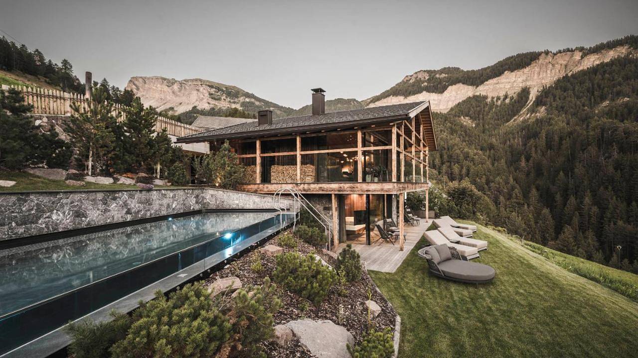 Three-Bedroom Chalet in St. Ulrich in Gröden, Dolomiti Superski