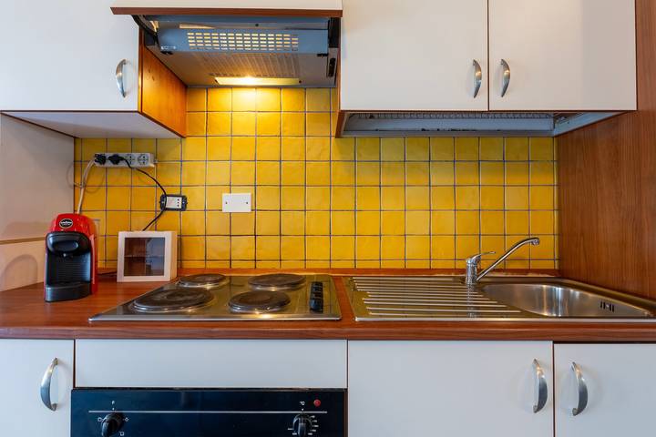 Entire apartment, Edo's Loft, Studio Apartment with Mezzanine in Lido San Giovanni, Alghero