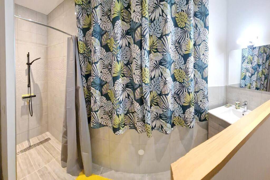 Appartement entier, One-Bedroom Apartment in Beaumont-de-Lomagne, Tarn-et-Garonne