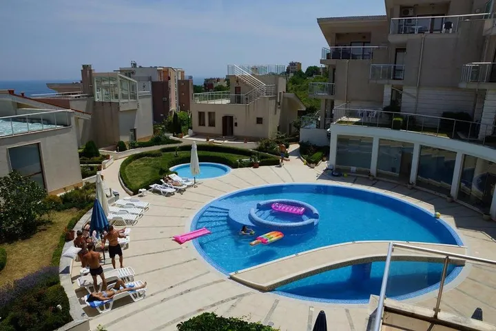 Casa de vacaciones para 8 personas, con piscina y terraza además de sauna y vistas, Se admiten mascotas - 1