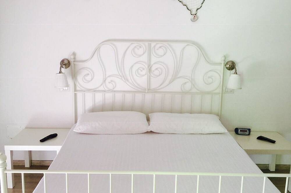 Ganze Wohnung, Zentrale Wohnung 500 Meter vom Meer entfernt in San Benedetto del Tronto, Riviera delle Palme