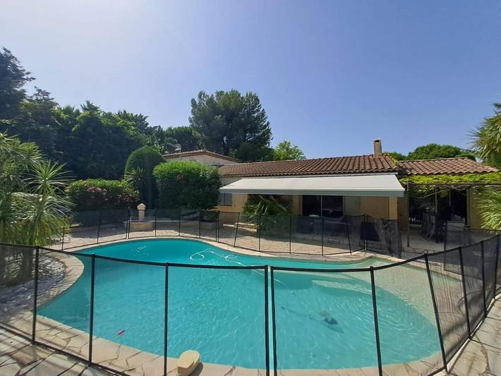 Maison de vacances pour 10 personnes, avec Terrasse ainsi que Jardin et Piscine
