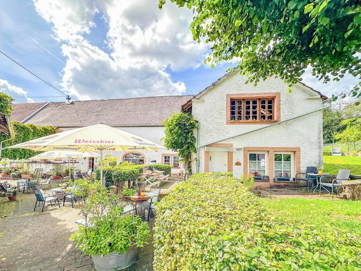 Ferienwohnung für 4 Personen, mit Terrasse und Pool sowie Sauna