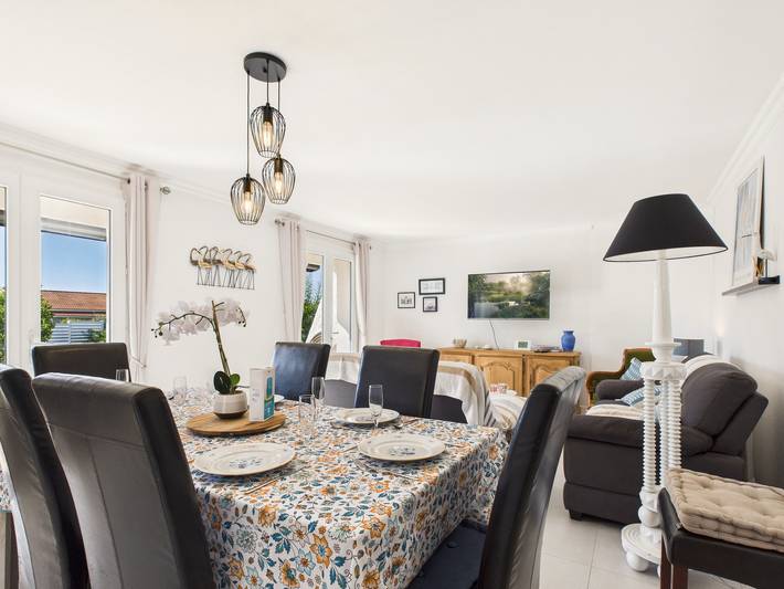 Location de vacances pour 6 personnes, avec terrasse et jardin à Olonne-sur-Mer - 2