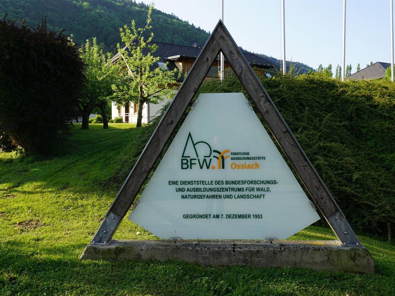 Ganze Ferienwohnung, Forstliche Ausbildungsstätte Ossiach - Dreibettzimmer in Ossiach, Bezirk Feldkirchen