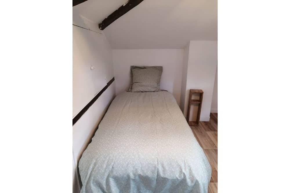 Nice, friendly house near Paris in Argenteuil, Valle del Oise