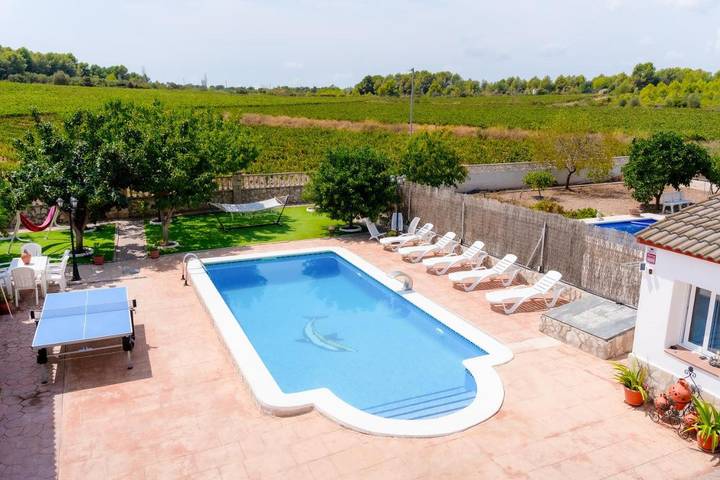 Casa rural para 10 personas, con Balcón y Terraza además de Jardín y Piscina en Calafell - 2