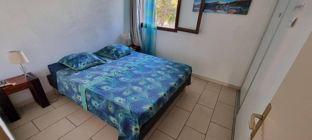 Gîte pour 4 personnes, avec terrasse et vue dans Plage de l'Hermitage - 4