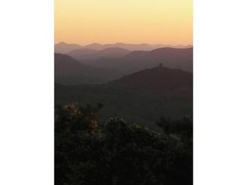 Gîte pour 6 personnes, avec jardin à Dernbach