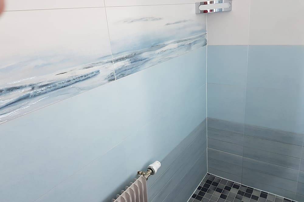 Entire apartment, Superb Apartment. T2 3 Etoiles Thollon Les Memises, Ski Slopes, Lake View in Thollon-les-Mémises, Thonon-les-Bains region