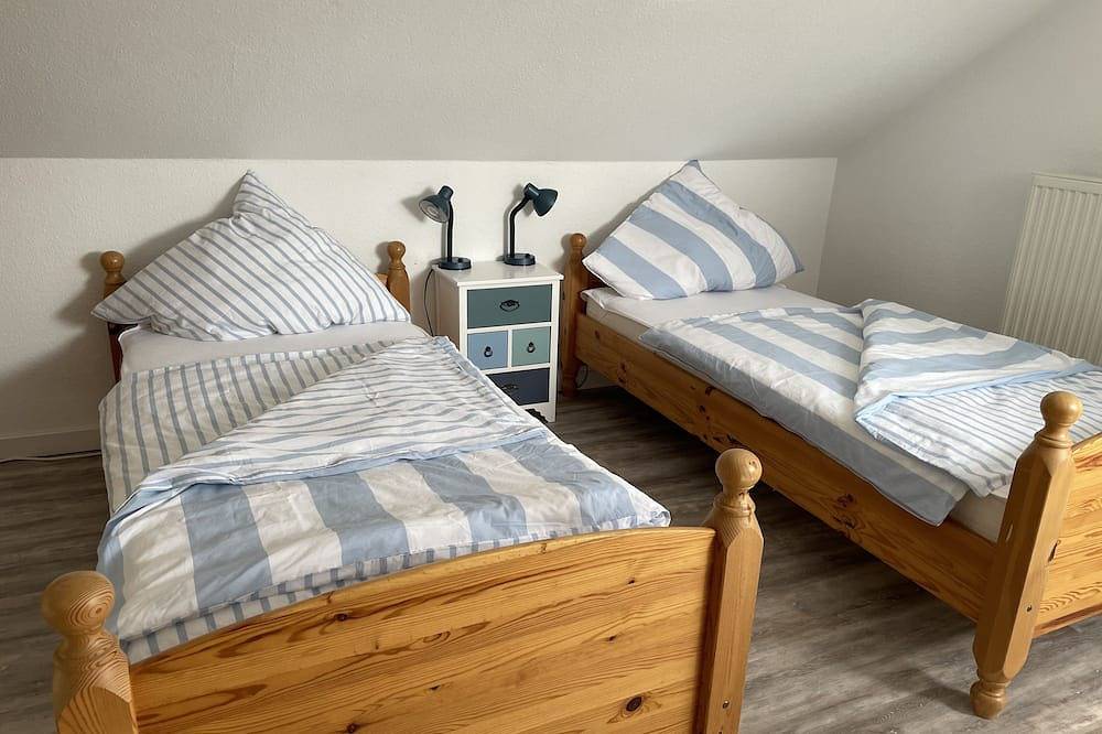 Ganze Wohnung, Gemütliches Ferienappartement mit Deichblick in Wremen in Wremen, Cuxland