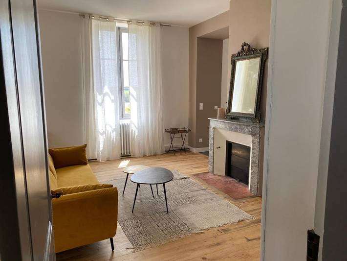 Location de vacances pour 2 personnes, avec jardin ainsi que piscine et vue à Mirande - 3