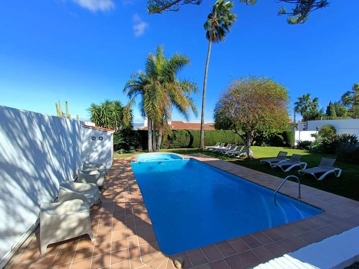 Casa rural para 15 personas, con Balcón además de Terraza y Jardín en Arroyo de La Miel - 3