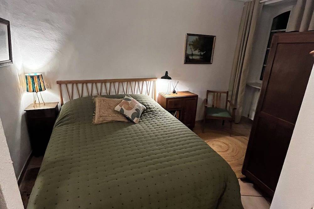 Entire apartment, L'Ostal Bestòrt, Duplex with stunning view, Duplex in Vézénobres, Alès region