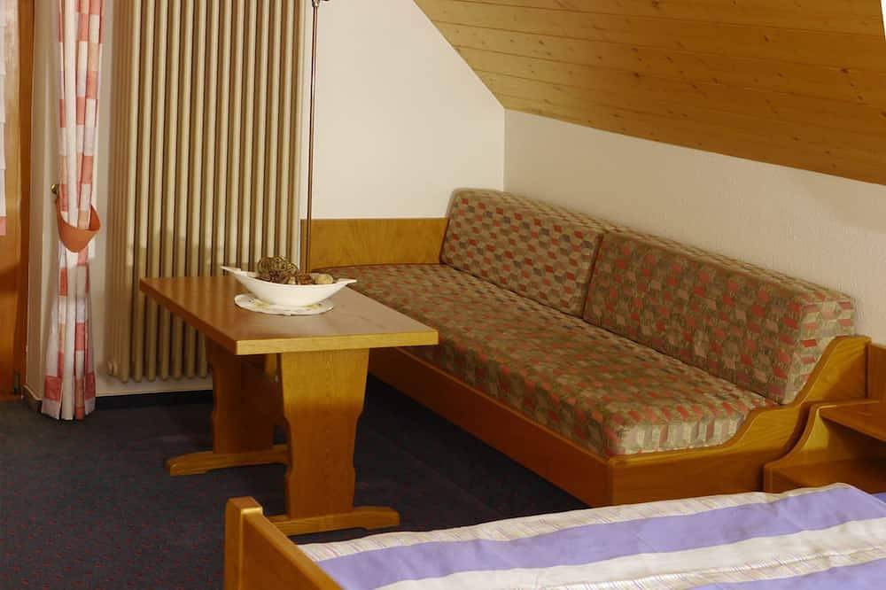 Ganze Wohnung, Familienzimmer mit 17 qm, max. für 3 Personen in Freiamt, Südschwarzwald