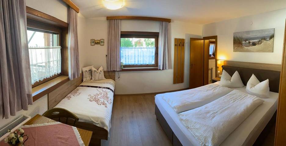 BnB für 2 Personen, mit Garten und Ausblick im Zillertal - 4