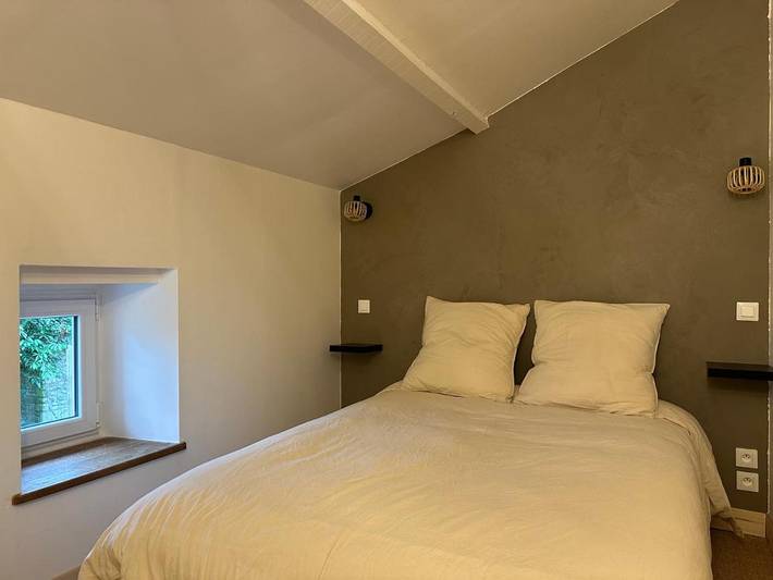 Location de vacances pour 6 personnes, avec jardin et piscine à Nanteuil-en-Vallée - 3