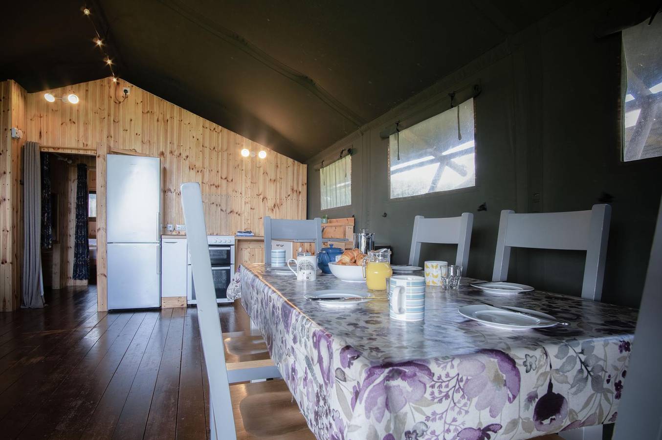 Burryholmes - Safari Glamping Tent - Llangennith in Swansea region