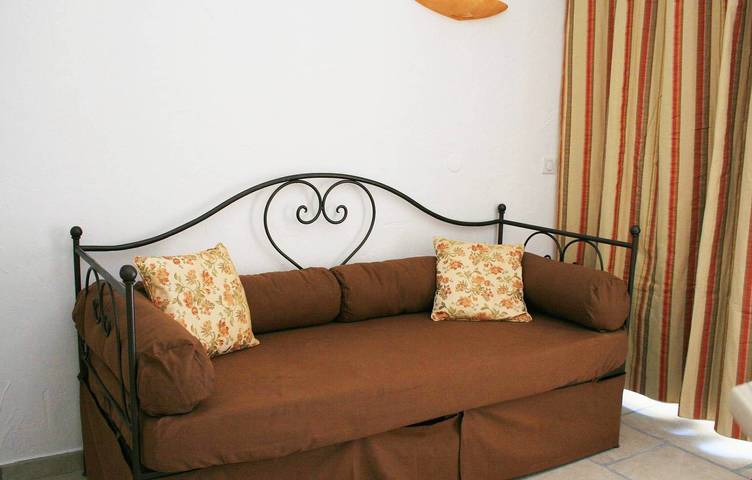 Gîte pour 5 personnes, avec balcon et piscine à Gordes - 3