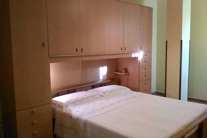 Ferienwohnung für 6 Personen, mit Terrasse und Garten in Agropoli - 2