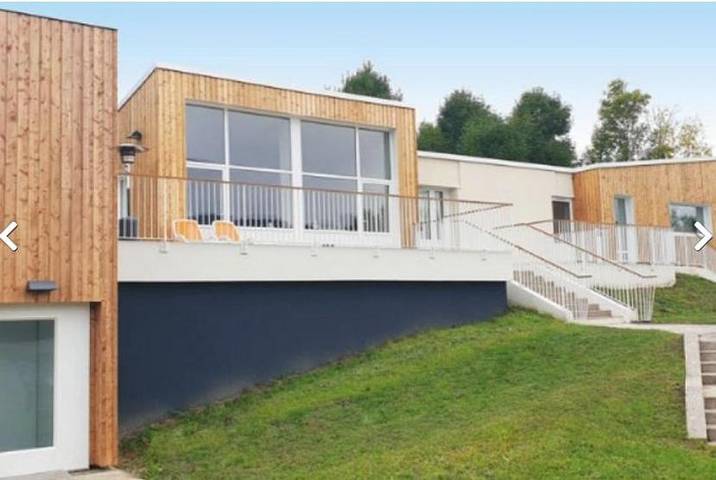 Gîte pour 4 personnes, avec Balcon ainsi que Terrasse et Vue à Poses (homonymie)