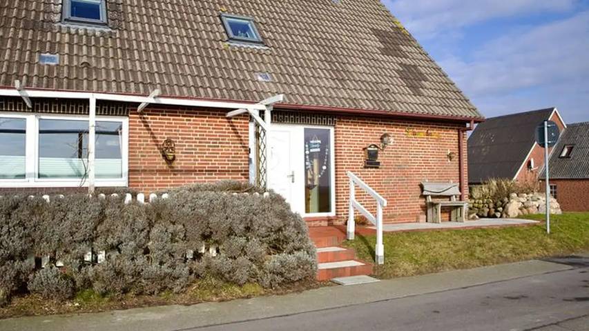 Ferienwohnung für 6 Personen, mit Terrasse und Garten, mit Haustier in Nordstrand
