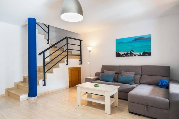 Location de vacances pour 5 personnes, avec jardin ainsi que balcon et vue à La Lajita - 2