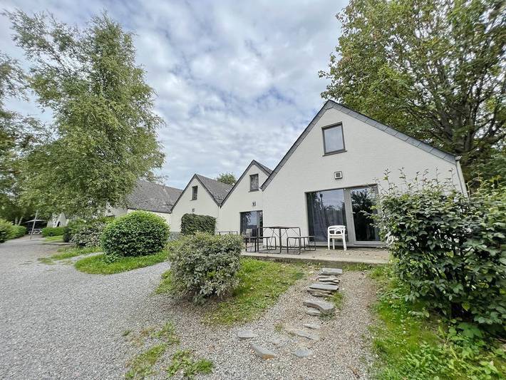 Bungalow voor 8 personen, with tuin and terras as well as sauna in Provincie Luxemburg