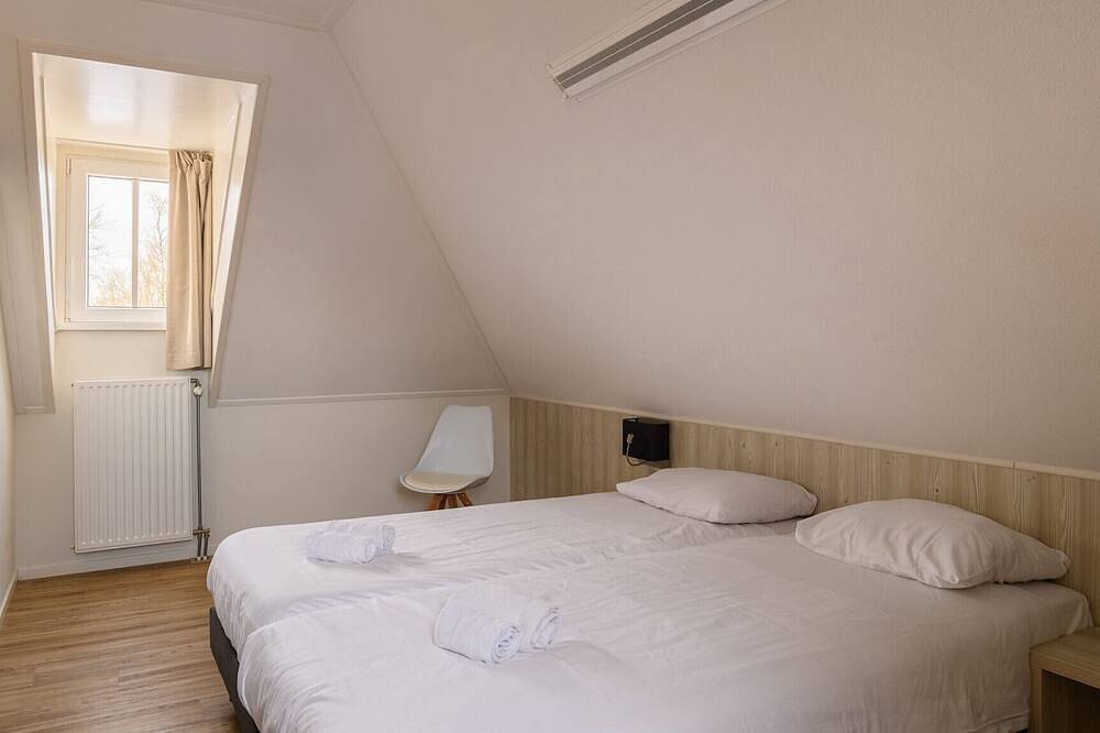 Luxe house with kids facilities - 6 bedrooms / 3 bathrooms in Maastricht, Hoge Kempen