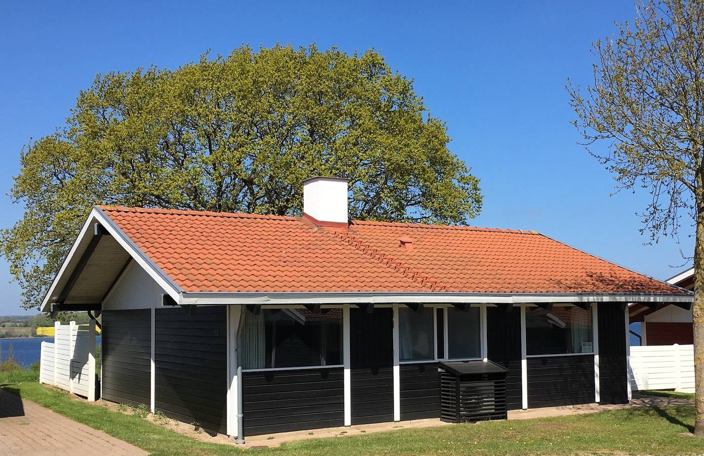 Panoramablick der Extraklasse ! Familienfreundlich. Nah am Strand in schöner, ruhiger Umgebung in Løjt, Apenrade