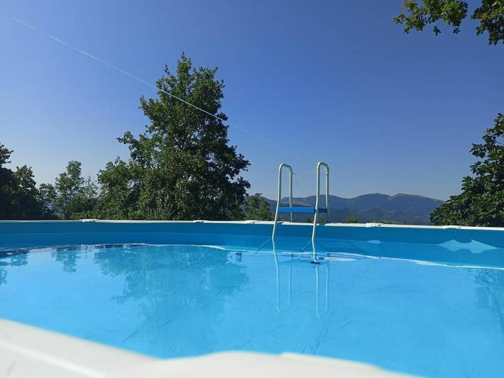 Gîte pour 3 personnes, avec jardin ainsi que vue et piscine, animaux acceptés à Fabriano - 2
