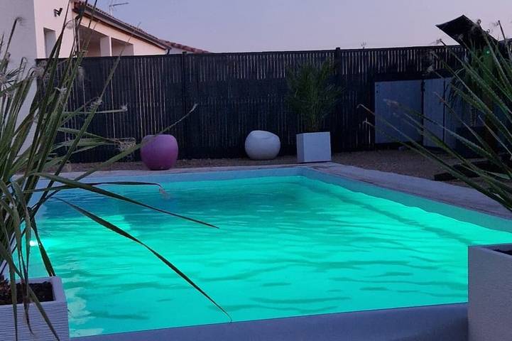 Location de vacances pour 6 personnes, avec piscine à Roubia