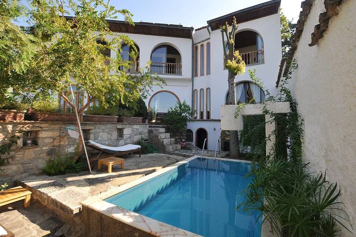 Ferienhaus für 9 Personen, mit Terrasse und Sauna sowie Garten - 1