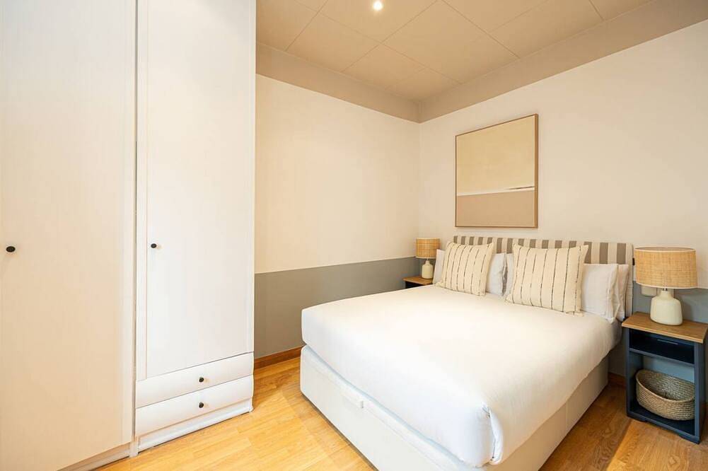 Hel lejlighed, Discover the charm of Barceloneta in our cozy one-bedroom apartment, perfect for monthly stays. Ideal for professionals and couples, this space combines comfort and functionality with the unique appeal of being just steps away from the beach. in Barcelona Centre, Barcelona