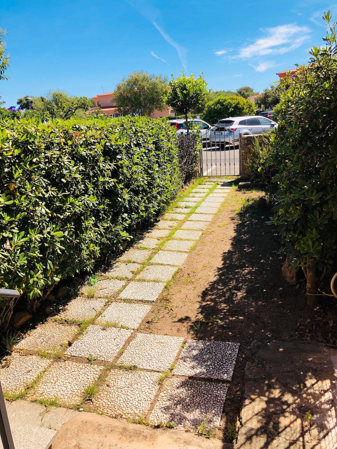 Apartamento entero, Apartamento 'Trilocale Iris 300 Mt Spiaggia' con Terraza Privada y Jardín Privado in San Teodoro, Olbia-Tempio