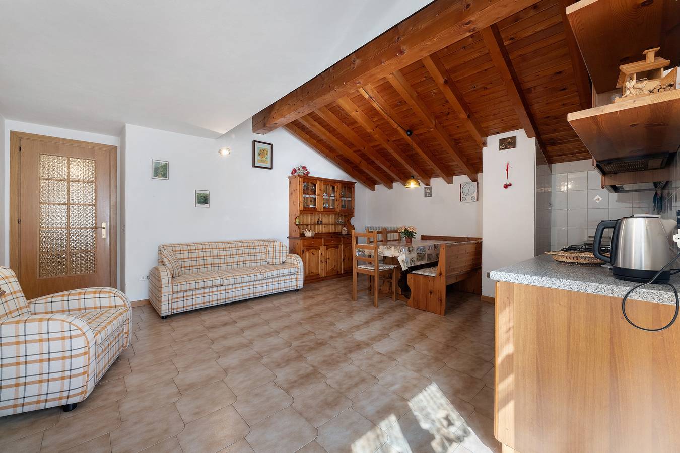 Casa Vacaciones 'Vendrogno' con Vista a la Montaña, Jardín Privado y Wi-Fi in Vendrogno, Municipio de Vendrogno