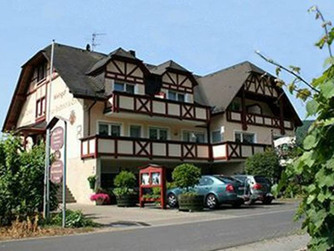 Ferienweingut Hugo Friederich & Sohn - Doppelzimmer in Briedern, Cochem-Zell