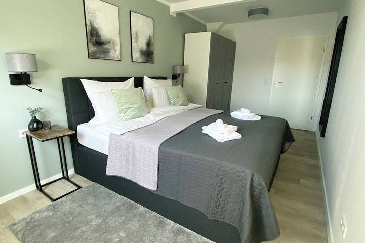 Ganze Wohnung, Qt Apartment neu & stylisch 2 Sz in Heiligenkirchen, Detmold