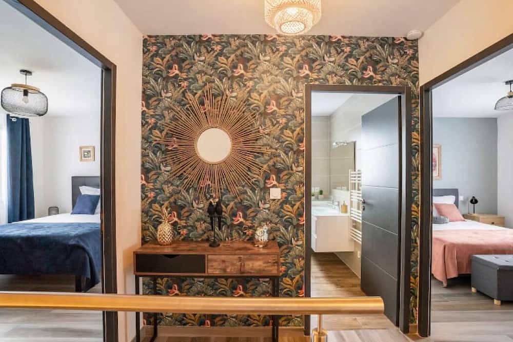 Superb new villa with 6-seater spa in Montans, Albi region